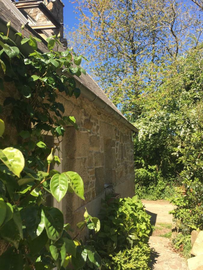 An Ti Bihan, Gite Breton A La Campagne Villa Tonquédec Exterior foto